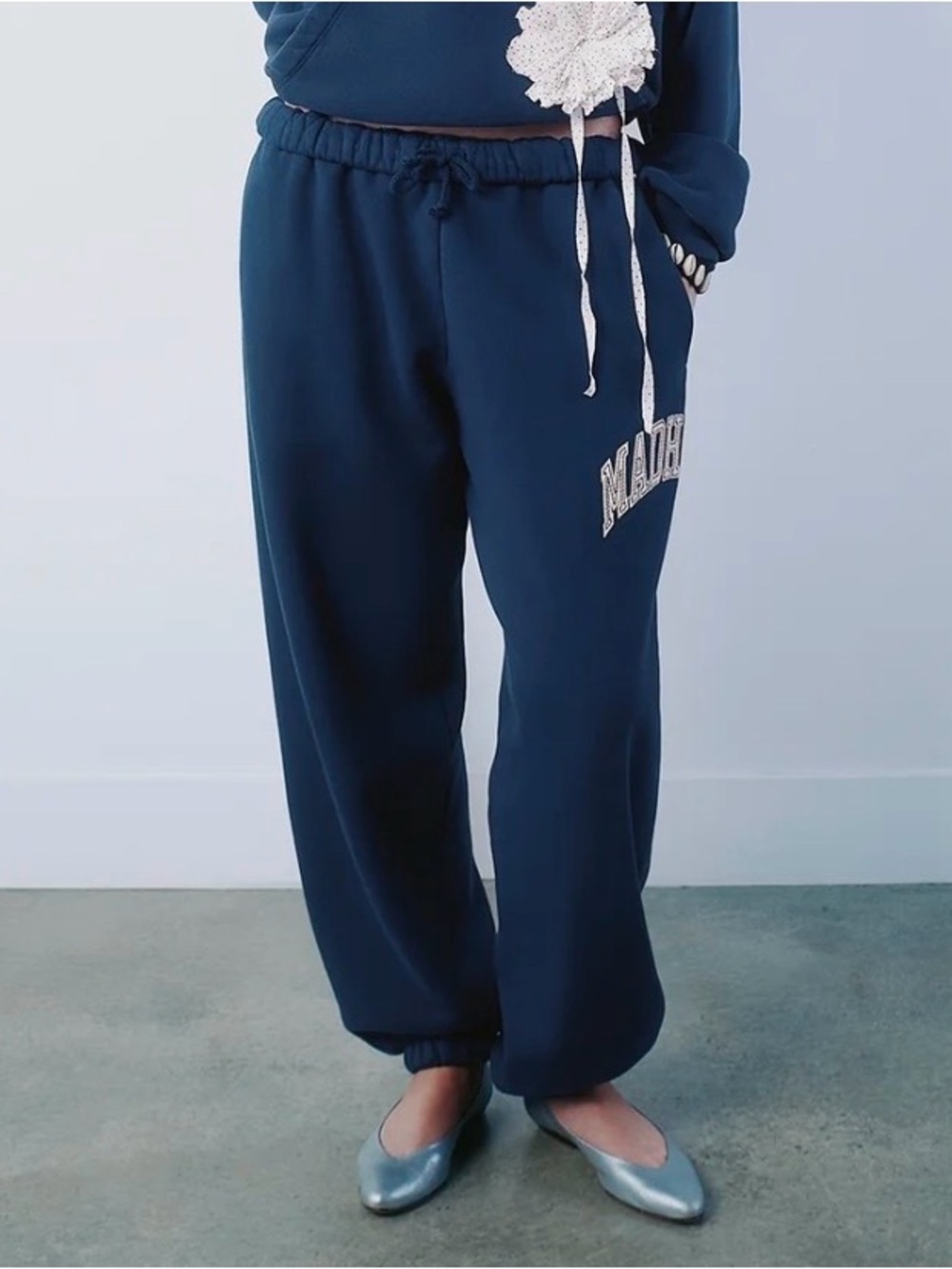 Madhappy Blue Campus Embroidered
Sweatpants